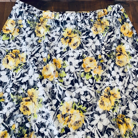 CJ Banks floral lace midi skirt - Picture 2 of 5